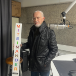 Udo Rickel und die Demokratie-Stele